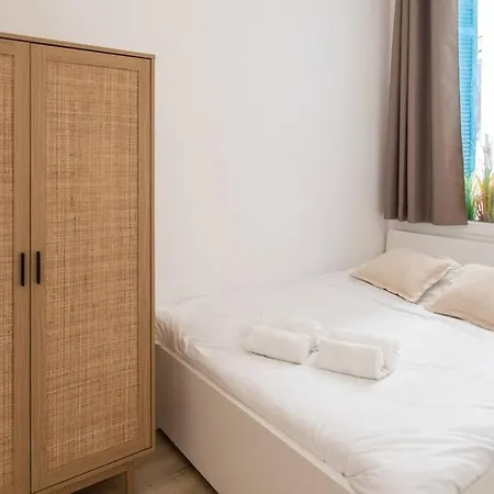 A1 2bdr Modern Chic Flat Ac 3min From Sandy Beaches Apartment Antibes