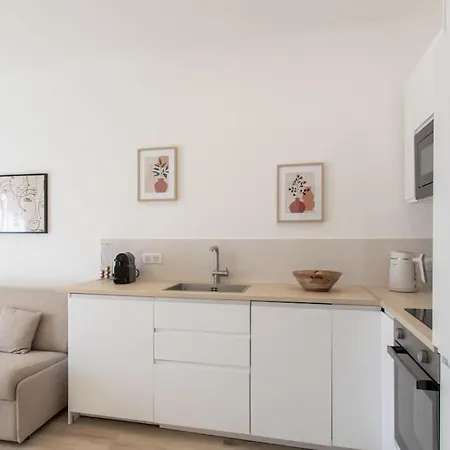 A1 2bdr Modern Chic Flat Ac 3min From Sandy Beaches * Αντίμπ