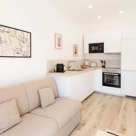 A1 2bdr Modern Chic Flat Ac 3min From Sandy Beaches * Antibes