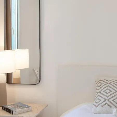 A1 2bdr Modern Chic Flat Ac 3min From Sandy Beaches Antibes